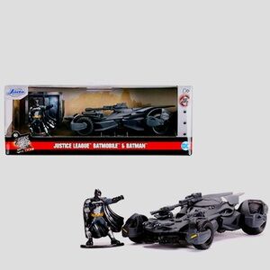 Jada Justice League Batmobile and Batman Die-Cast Set